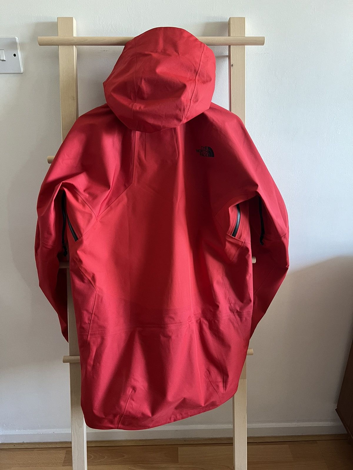 The North Face Men’s The North Face Steep Series Ski Jacket – Size S Size US S / EU 44-46 / 1 - 7 Thumbnail