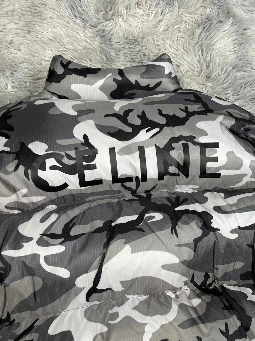 Celine × Hedi Slimane FW22 Grey Camo Short Down Jacket sz44 & 50 Size US M / EU 48-50 / 2 - 5 Thumbnail
