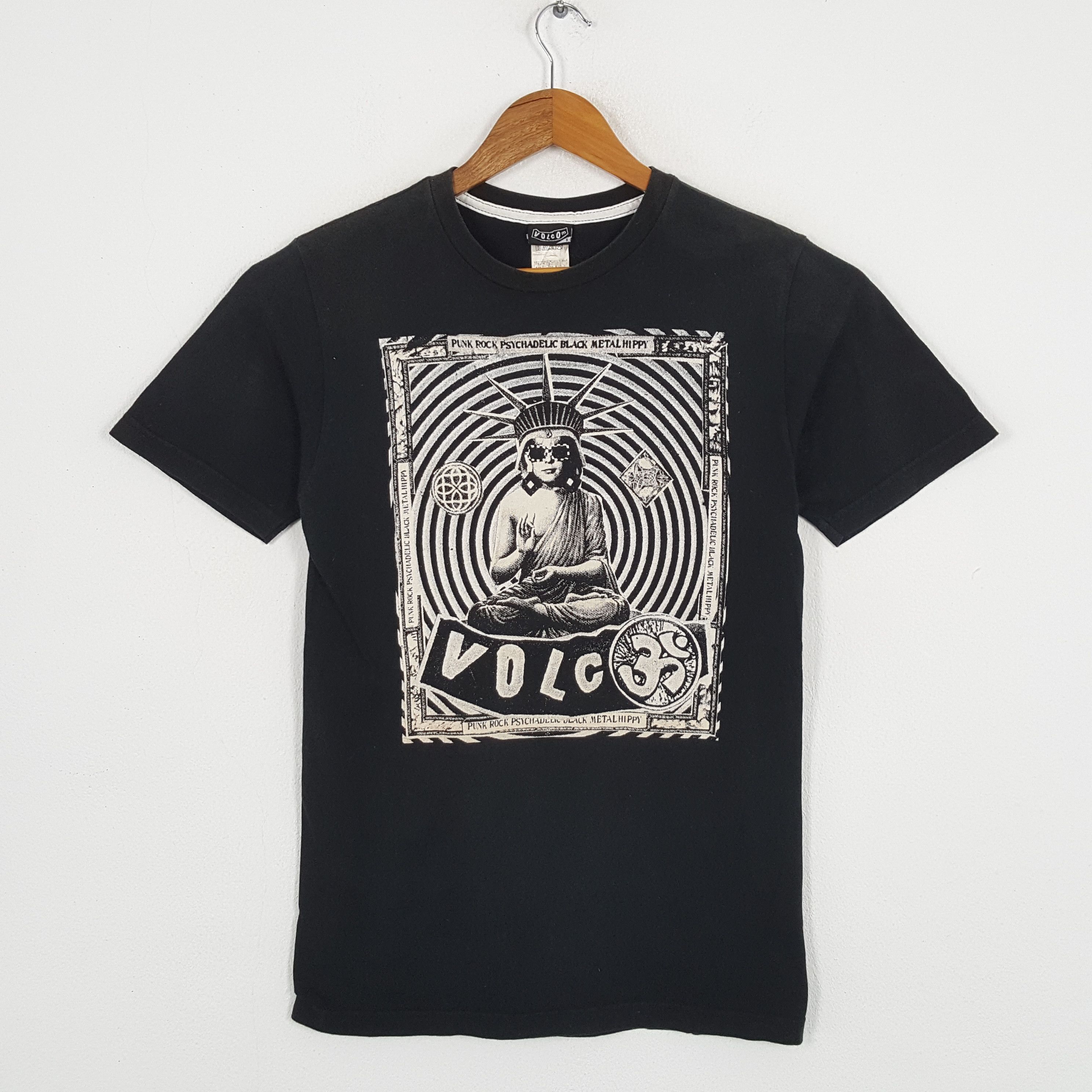 Vintage × Volcom Vintage VOLCOM American Streetwear Style T-SShirts Size US S / EU 44-46 / 1 - 1 Thumbnail