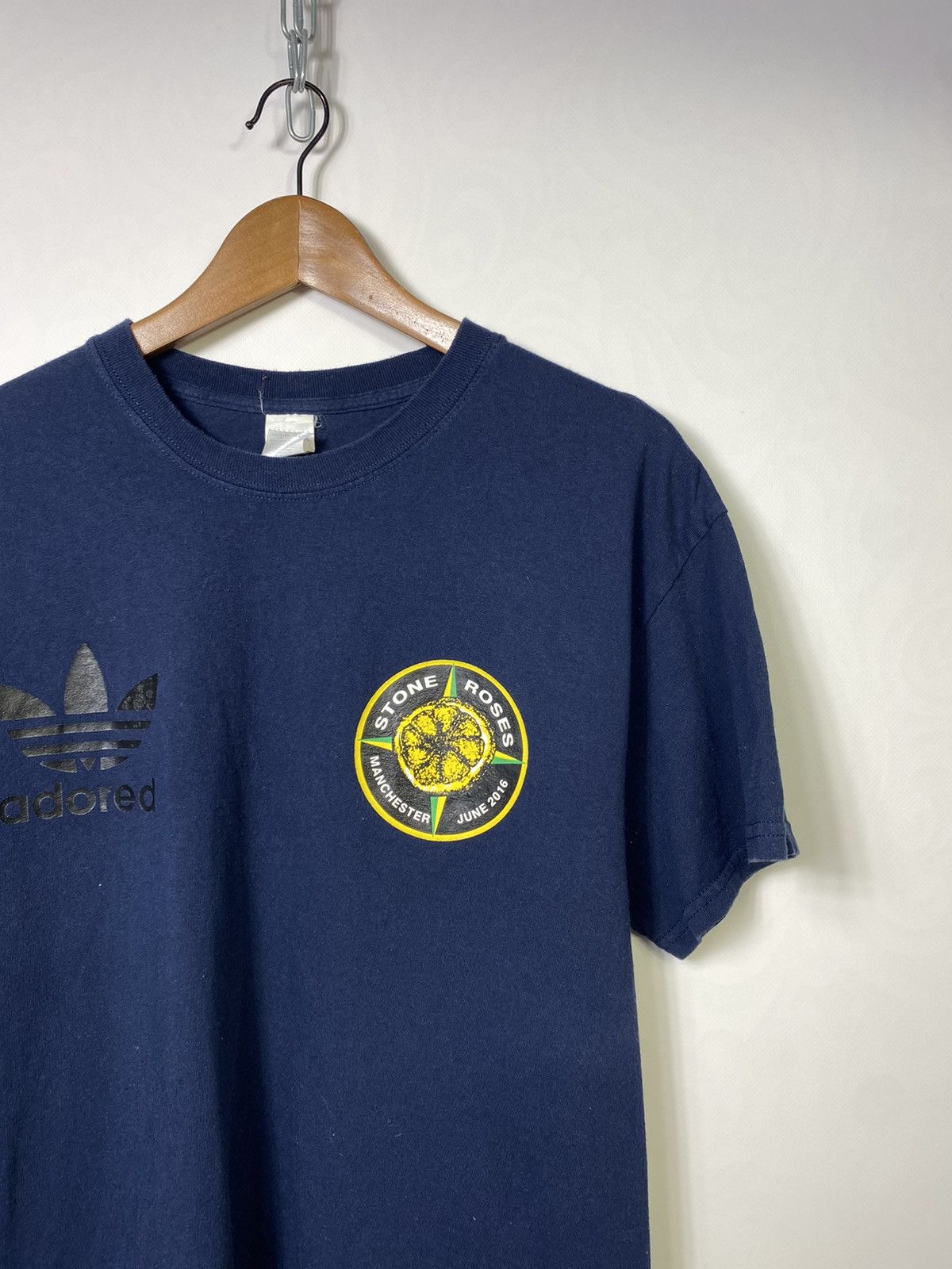 Band Tees × Vintage Stone Roses Adored Stone Island Style Band Tour T-shirt Tee Size US L / EU 52-54 / 3 - 2 Thumbnail