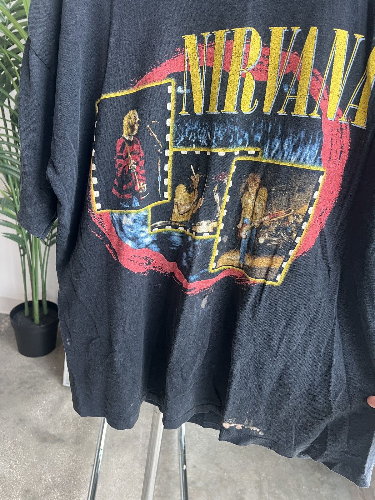 Nirvana Nirvana T-Shirt 90s AllSport Tag XL Single Stitch Distressed Size US XL / EU 56 / 4 - 3 Thumbnail