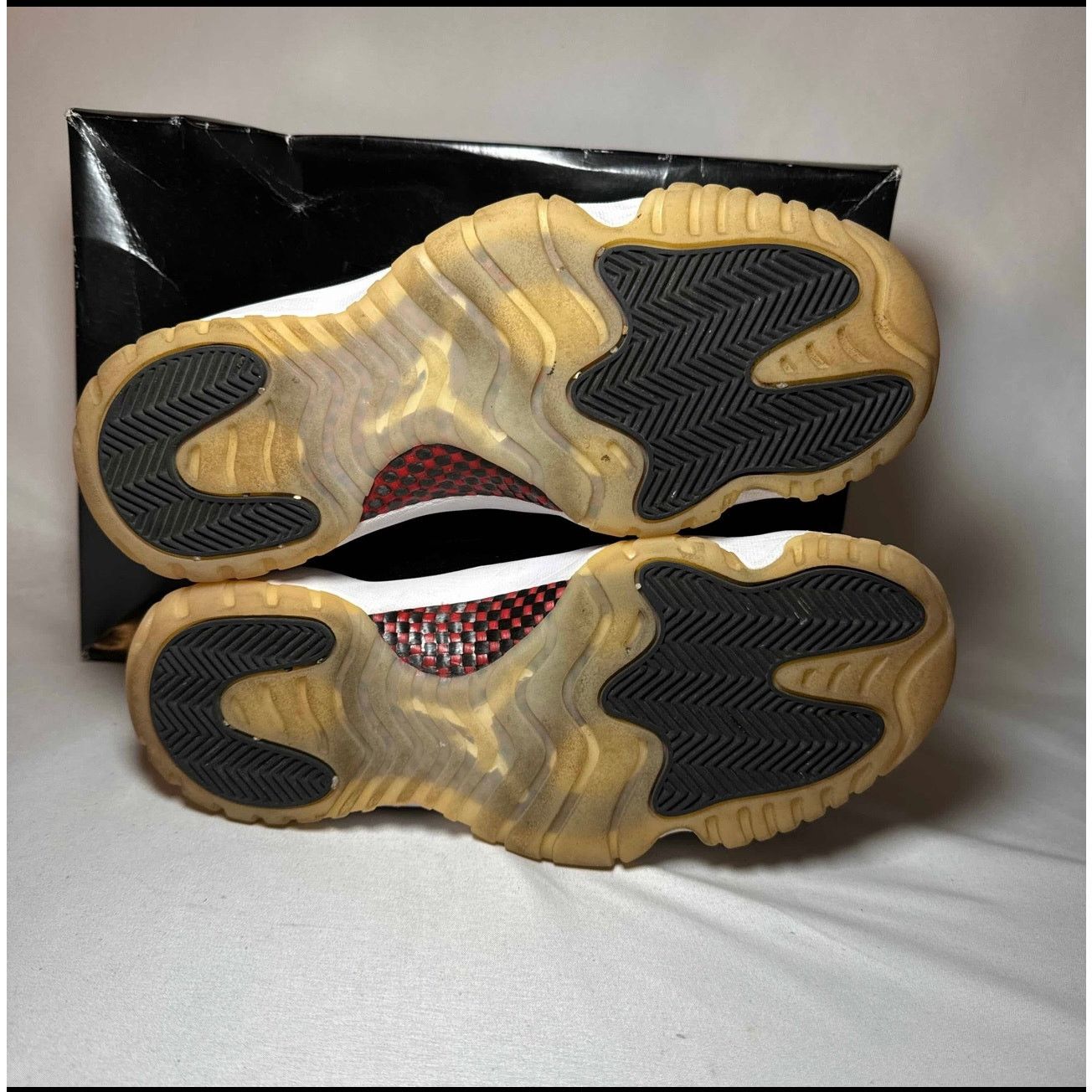 Jordan Brand × Nike Size 8.5 - Nike Air Jordan 11 Retro Low 72-10 Men's Shoes Size US 8.5 / EU 41-42 - 6 Thumbnail