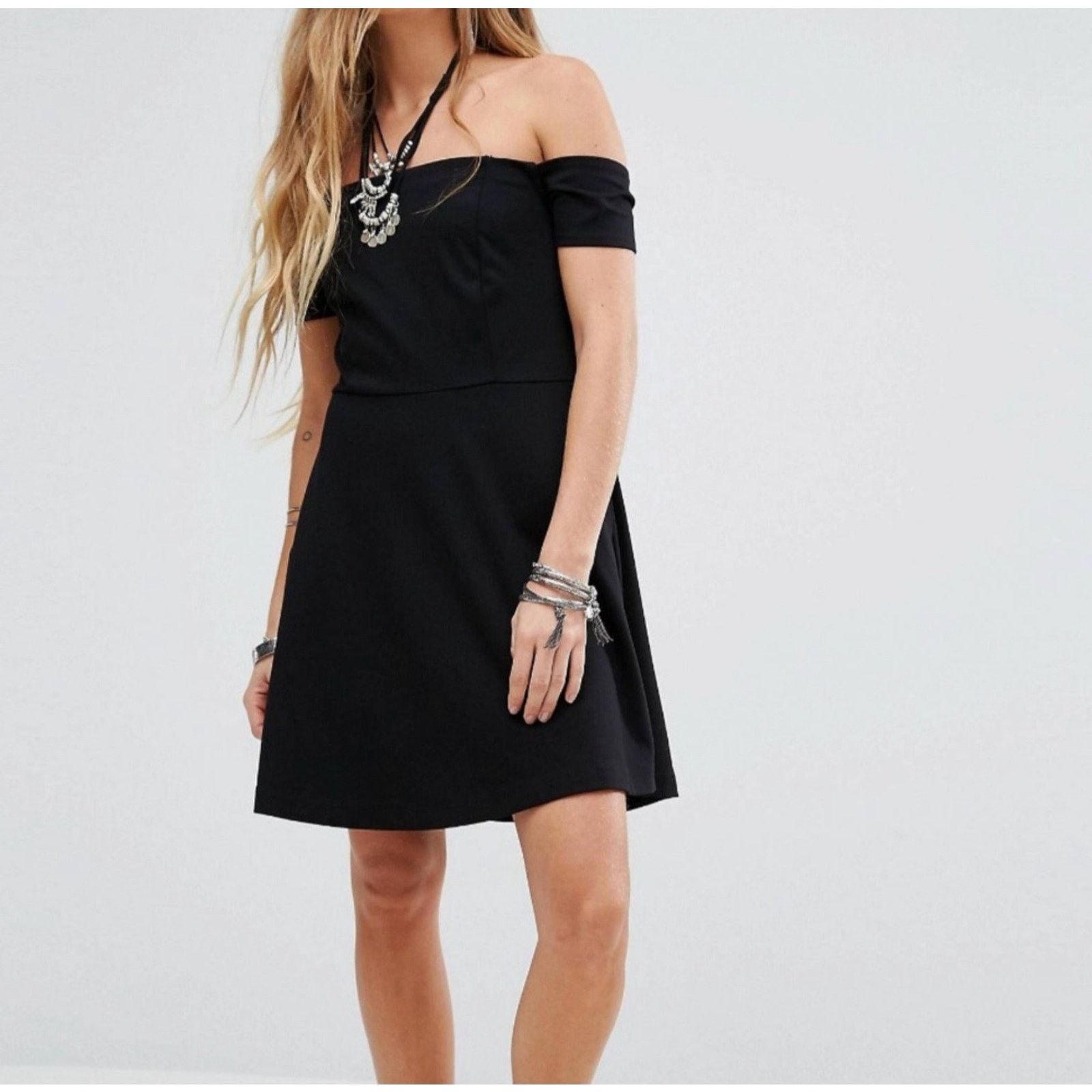 Free People Free People Mini Dress in Black. NWT. Size X Small. Size XS / US 0-2 / IT 36-38 - 2 Thumbnail