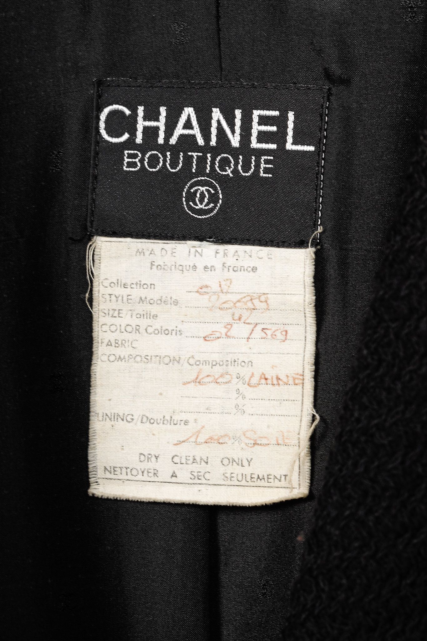 Chanel Boutique 80's Black Wool-Tweed Double-Breasted Blazer