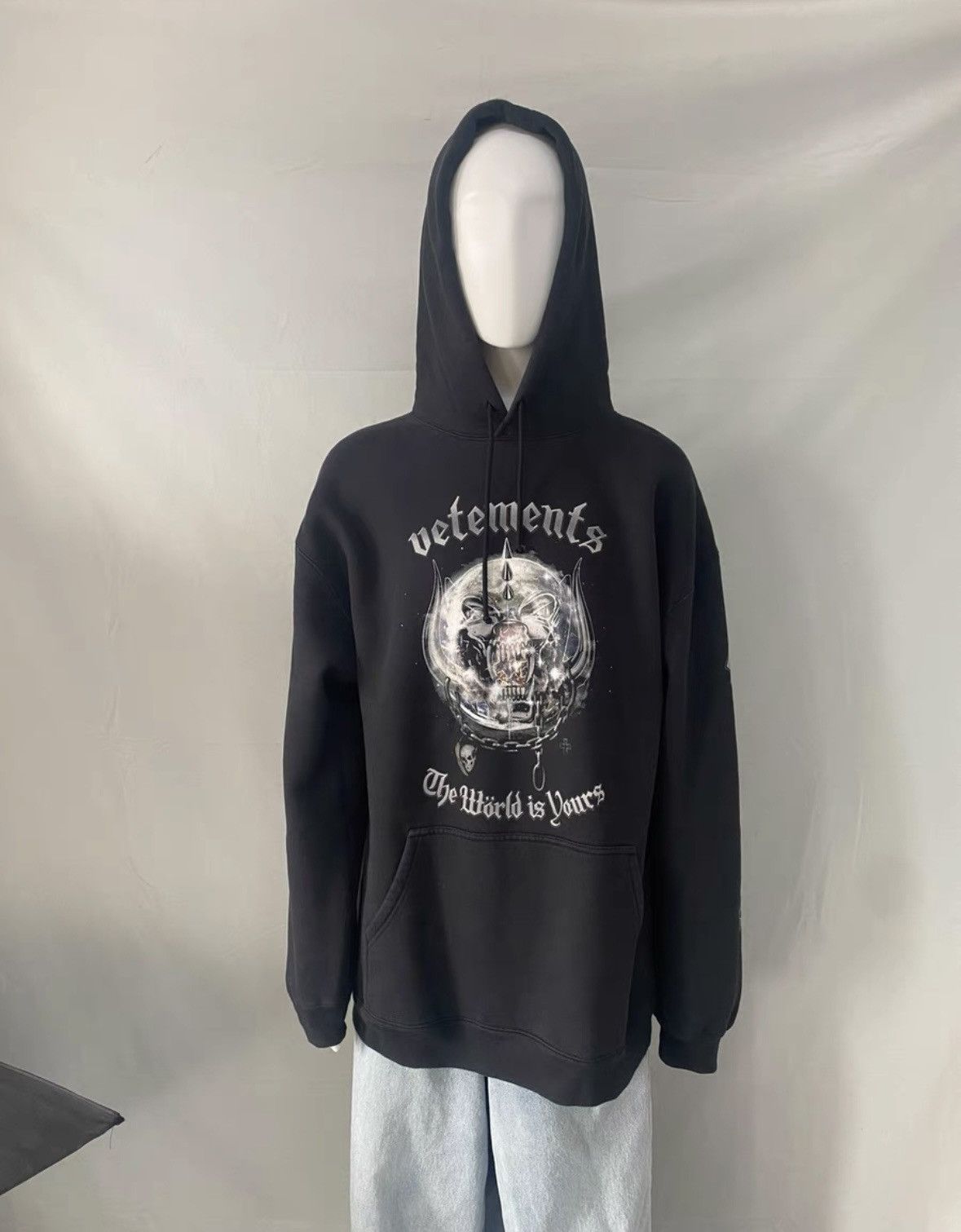 Vetements shop skull hoodie