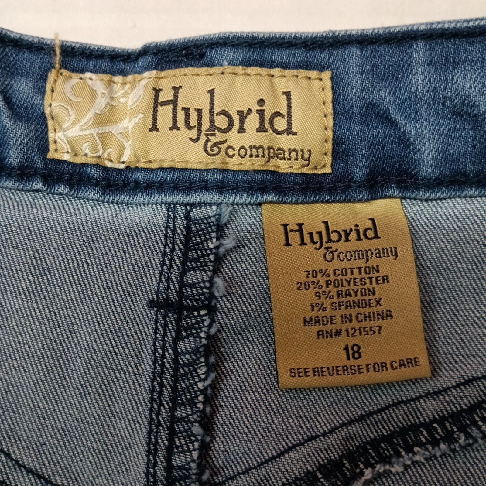 Other Hybrid & Company Distressed Jean Shorts Women's Size 18 Size 40" / US 18 - 3 Thumbnail