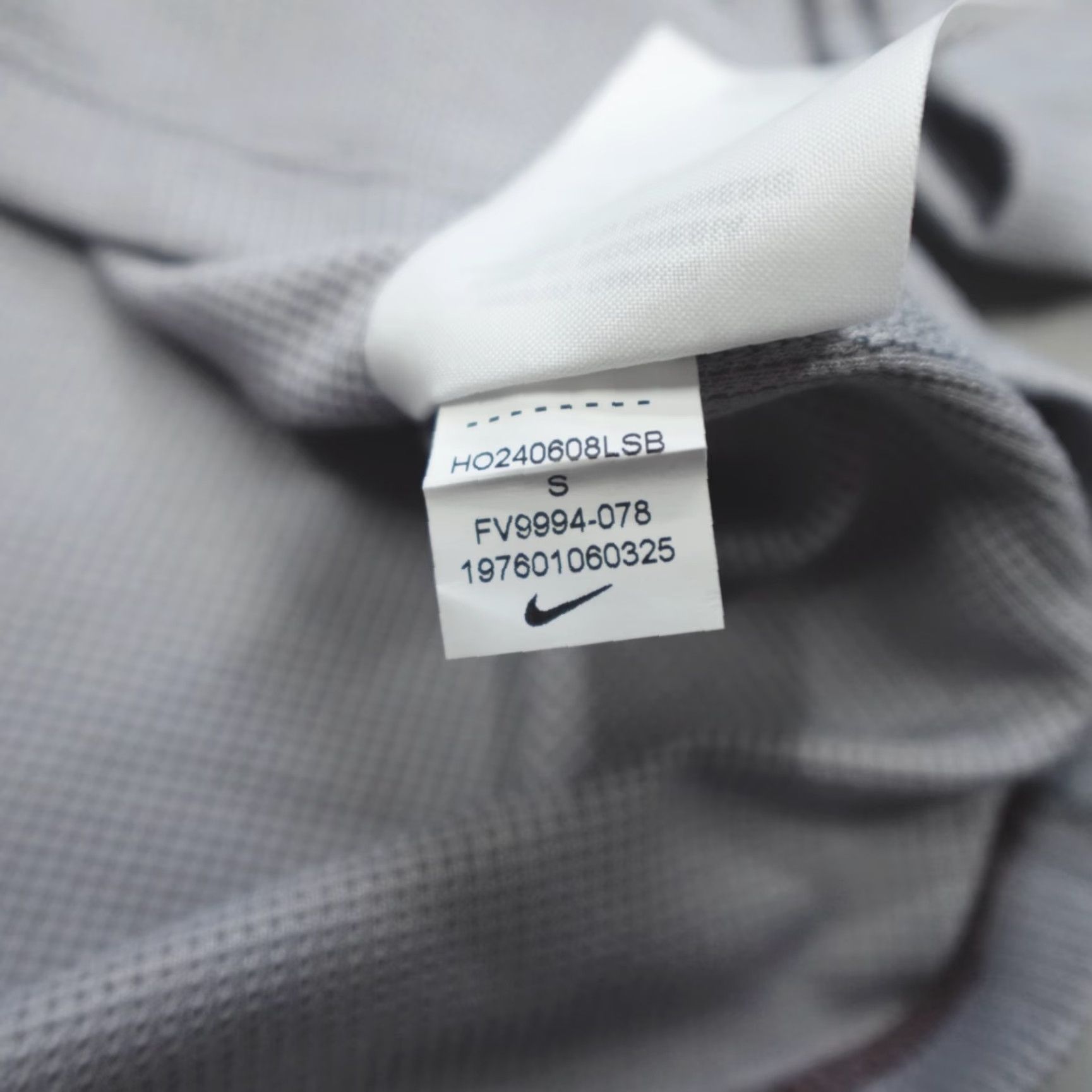 Nike Nike Dri-FIT 1/2-Zip Men's Size S Mid Layer Grey Running Top FV9994 078 Size US S / EU 44-46 / 1 - 5 Thumbnail