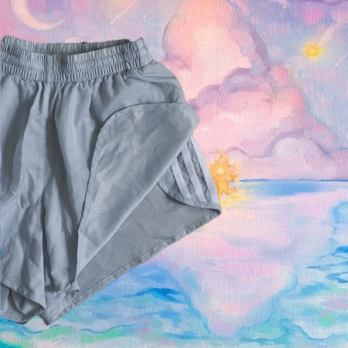 Adidas Adidas Classic 3-Stripe Dolphin Shorts in Blue Size 25" / US 0 / IT 36 - 4 Thumbnail