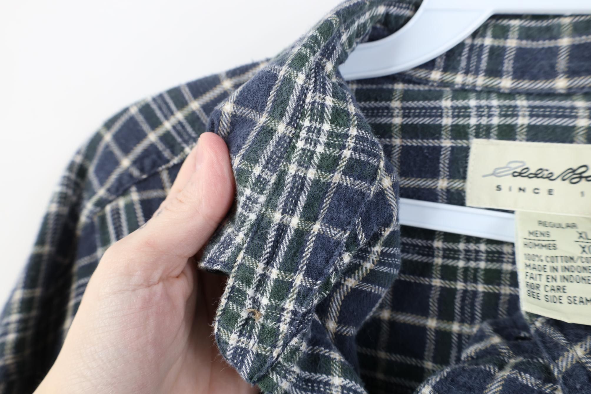 Eddie Bauer Vintage 90s Eddie Bauer Collared Button Down Shirt Plaid Size US XL / EU 56 / 4 - 7 Thumbnail