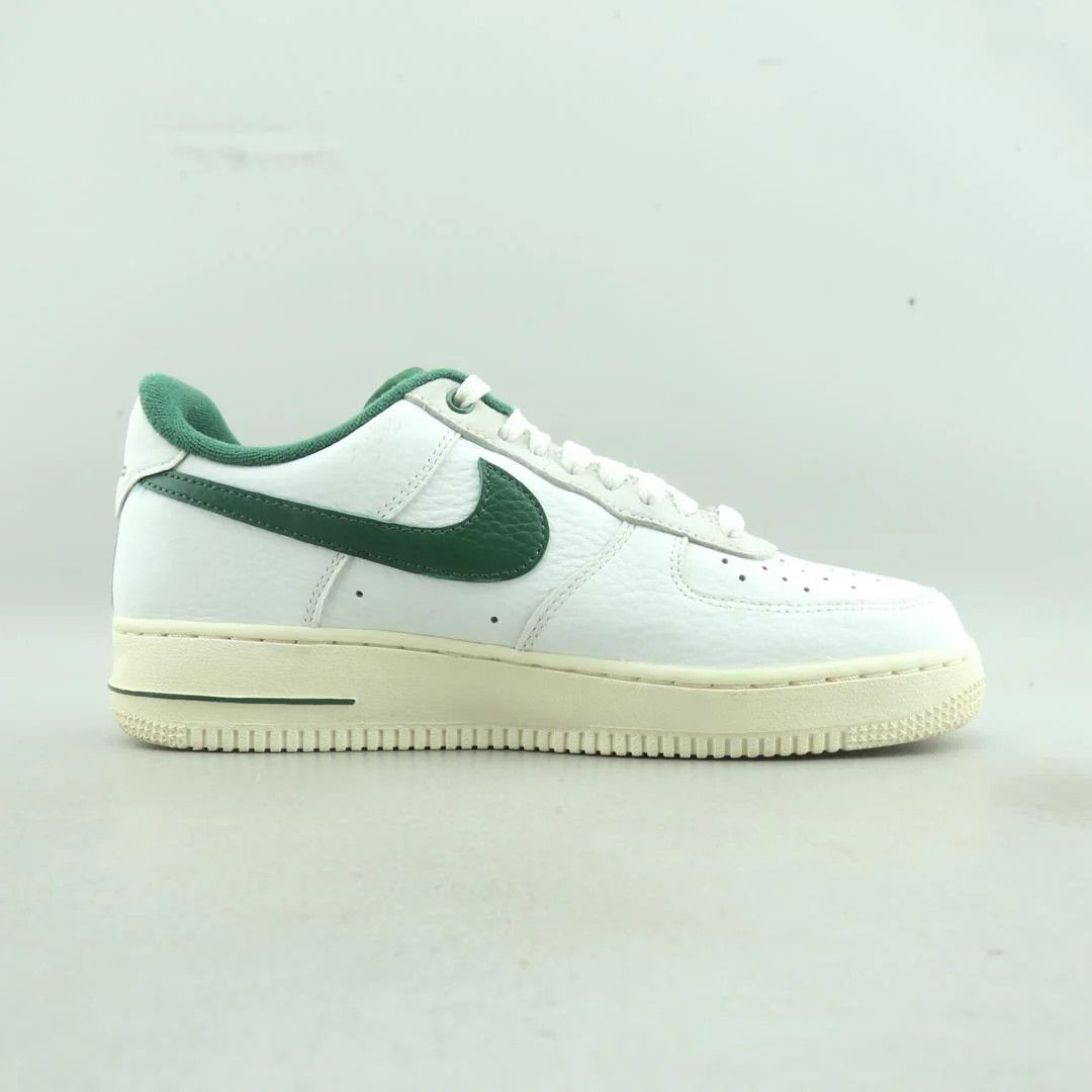 Nike Nike Air Force 1 Low '07 LX Command Force Gorge sneakers Size US 9 / EU 42 - 2 Thumbnail