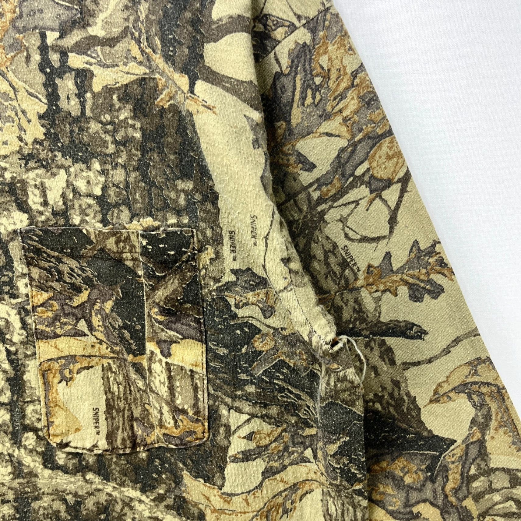 Realtree VINTAGE Realtree Boxy Camo Long Sleeve Shirt L Green 90s Mens Size US L / EU 52-54 / 3 - 4 Thumbnail
