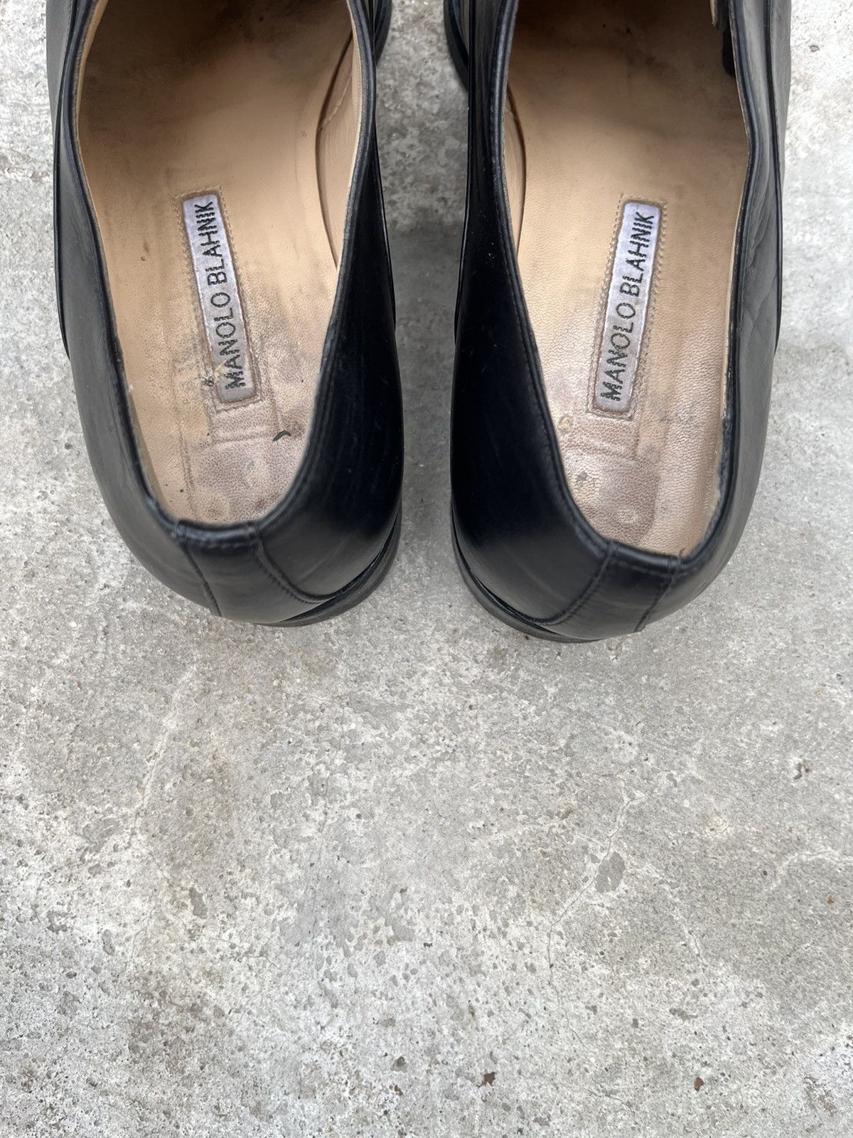Manolo Blahnik × Vintage Manolo Blahnik handmade leather oxfords Size US 7 / IT 37 - 9 Thumbnail
