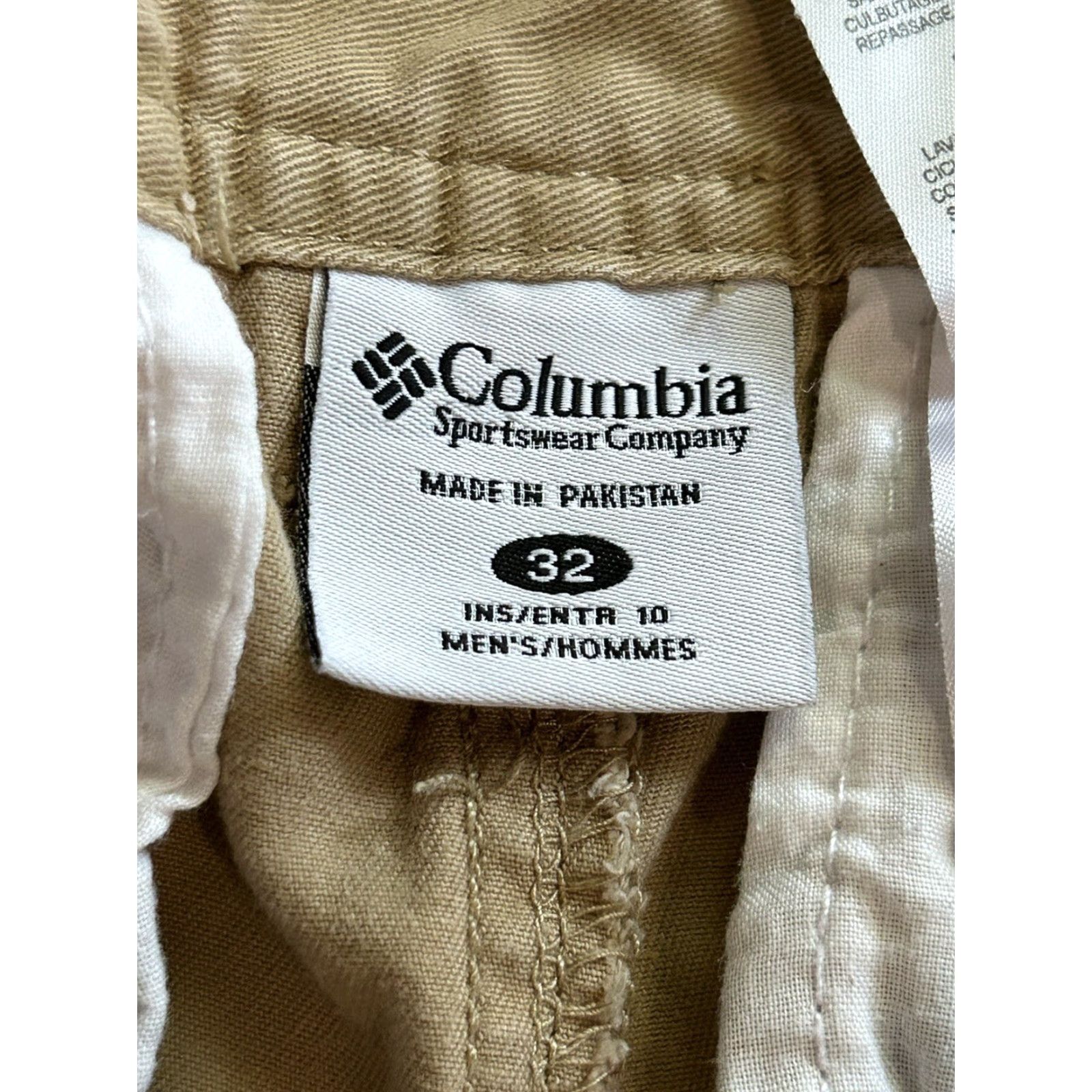 Vintage Mens Columbia Cargo Shorts Beige Tan Size 32 Pockets Cargo Pocket Classic Cotton Canvas Navy? Wait. Size US 32 / EU 48 - 4 Thumbnail
