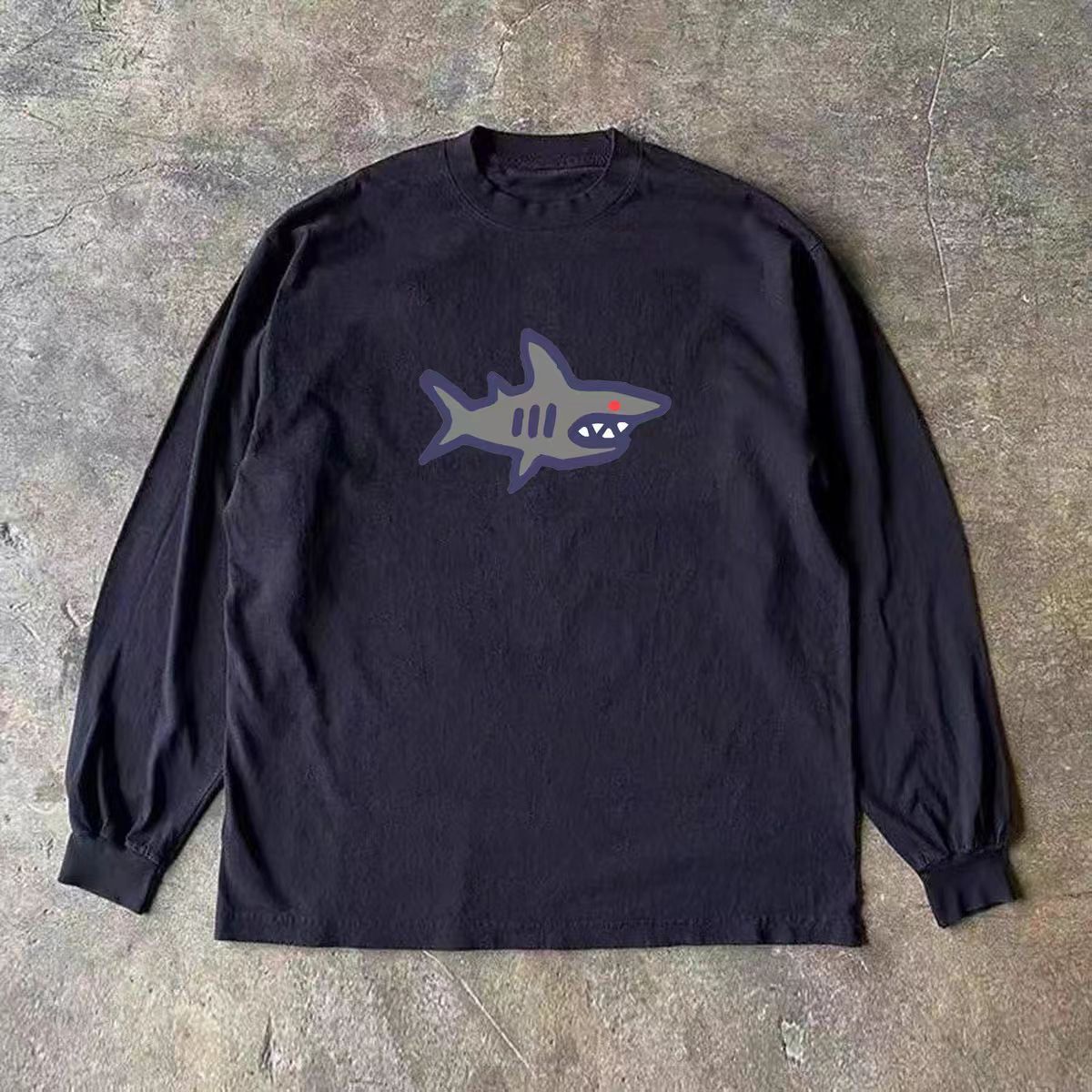 Japanese Brand Black Vintage Long-Sleeve T-Shirt with Shark Print Size US M / EU 48-50 / 2 - 1 Thumbnail