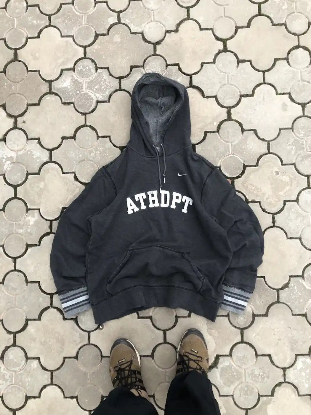 Vintage Nike Athletic Big Logo Hoodie Y2K USA
