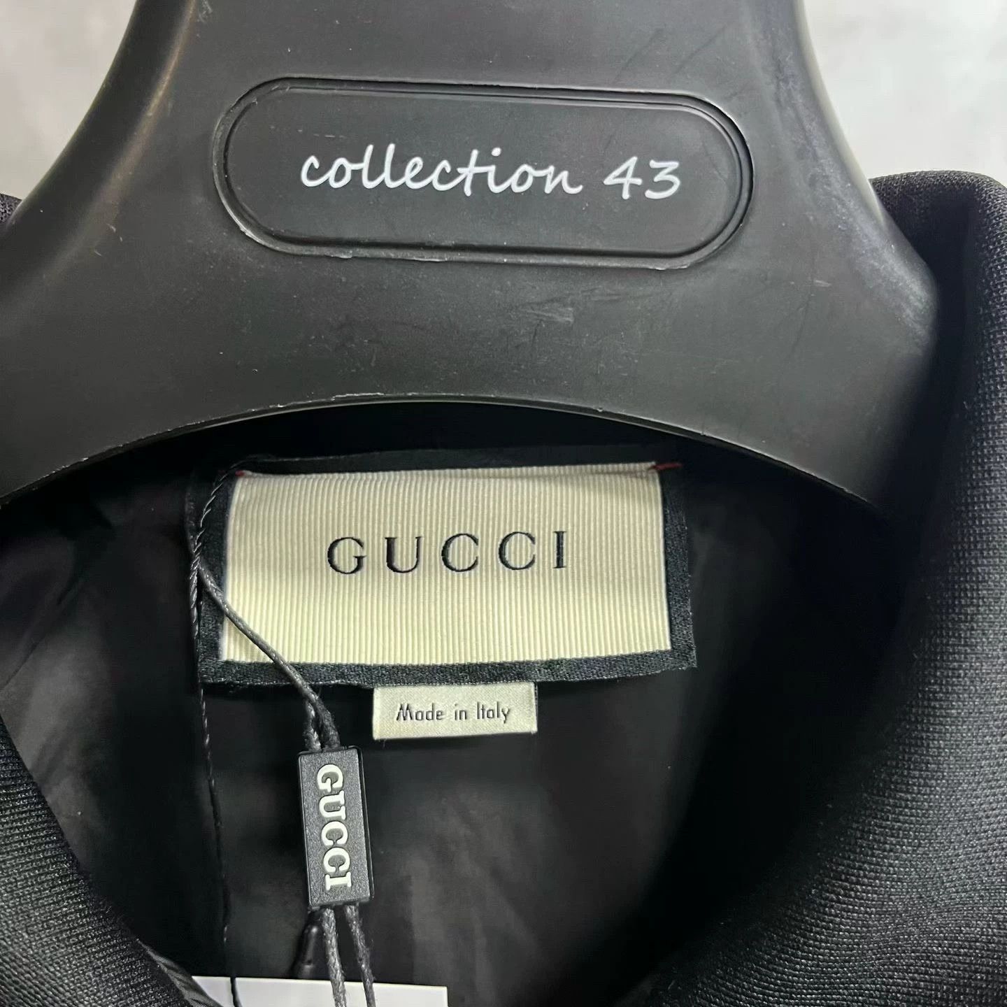 Gucci gucci black retro zip jacket with cream details Size US S / EU 44-46 / 1 - 3 Thumbnail