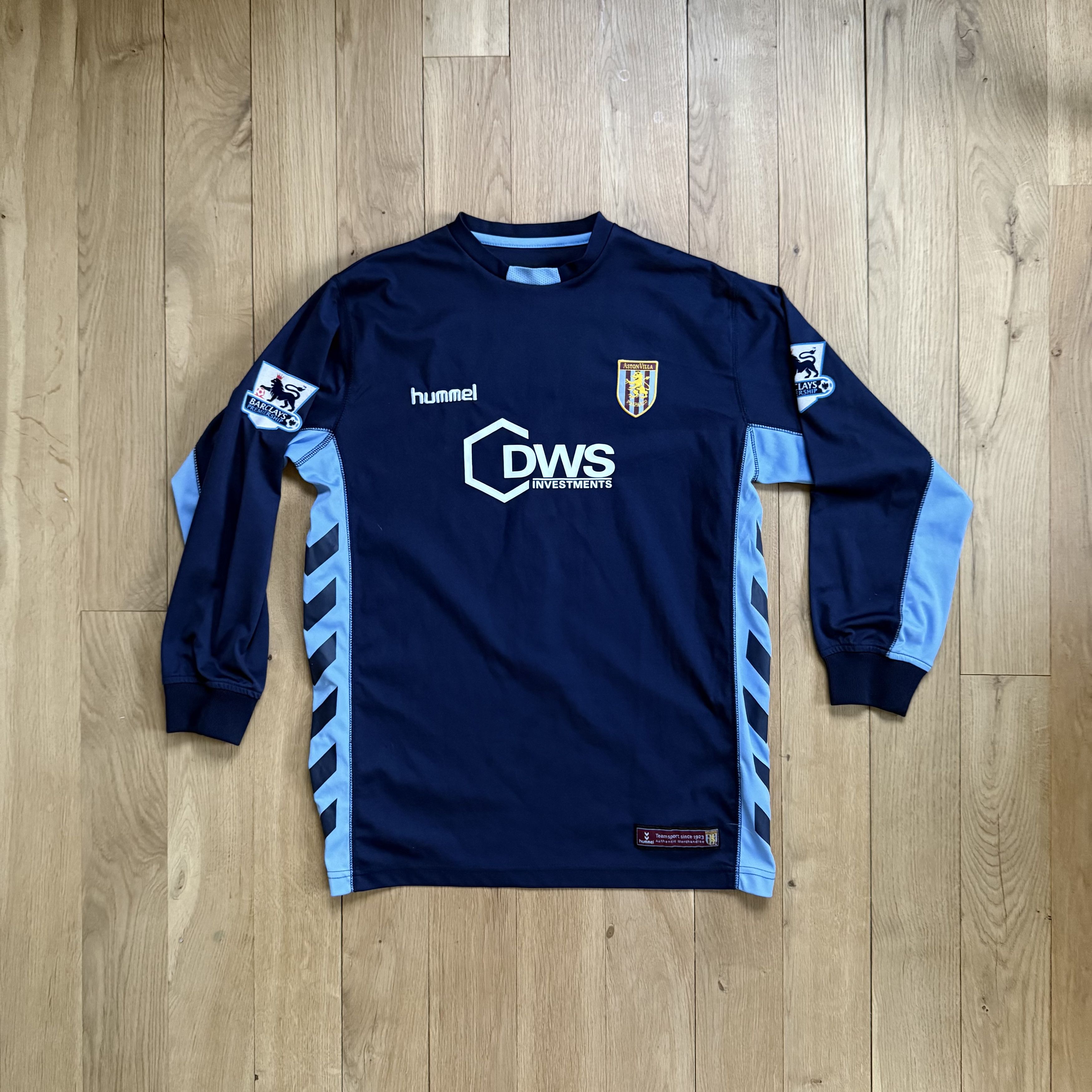 Hummel Thomas Sorensen Aston Villa 2005 Away Football Shirt XS Size US XS / EU 42 / 0 - 5 Thumbnail
