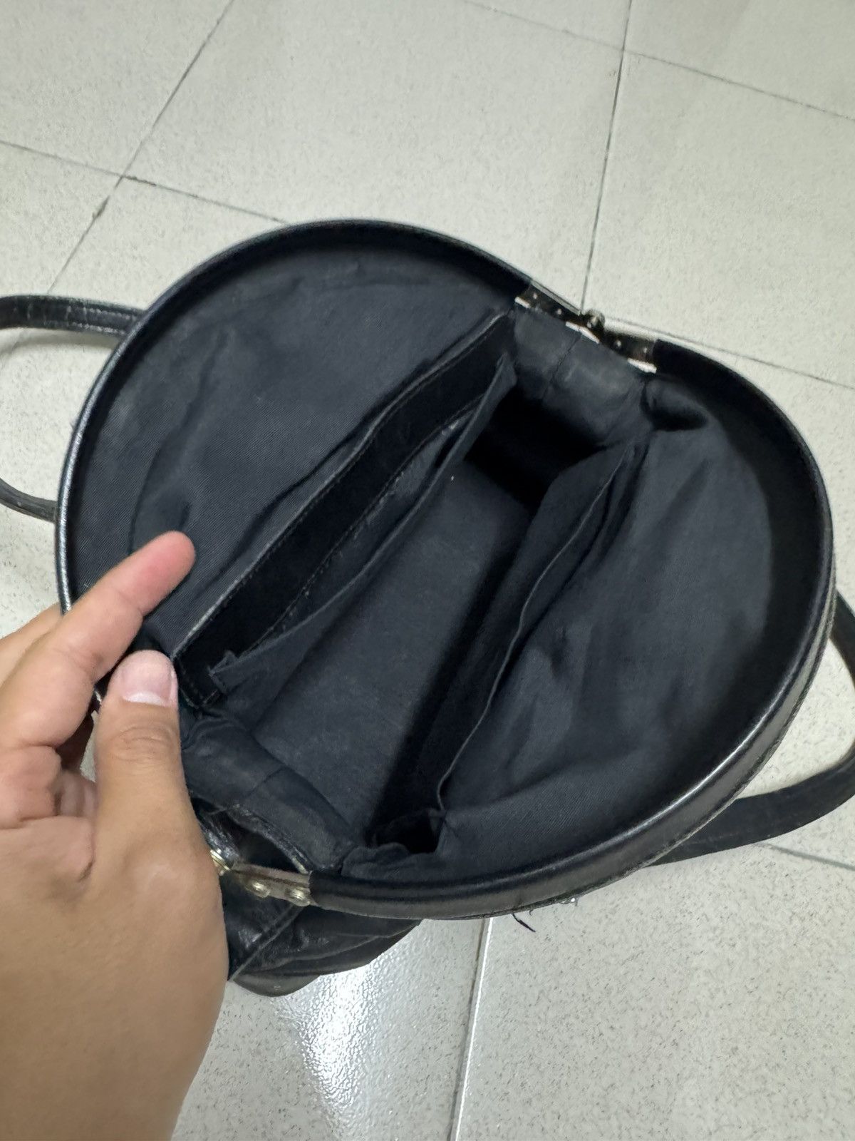 Japanese Brand CYBERPUNK STYLE HANDLE LEATHER BAG Size ONE SIZE - 9 Thumbnail