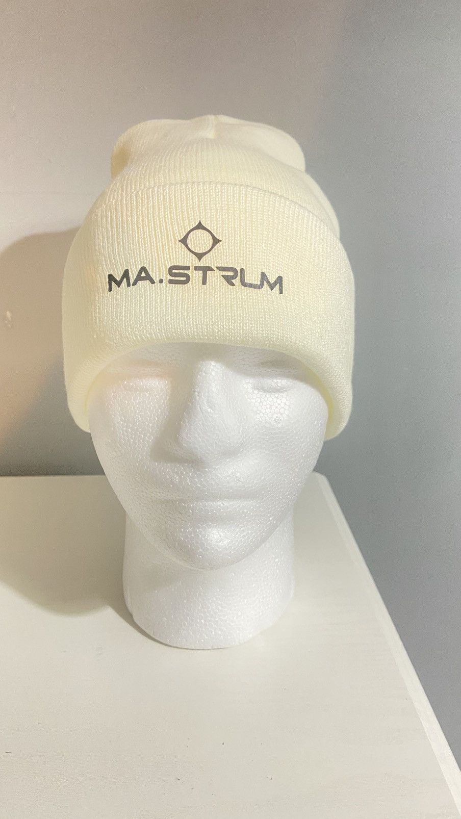 MA.STRUM Ma.strum cream/ beige beanie brand new packaged Size ONE SIZE - 1 Thumbnail