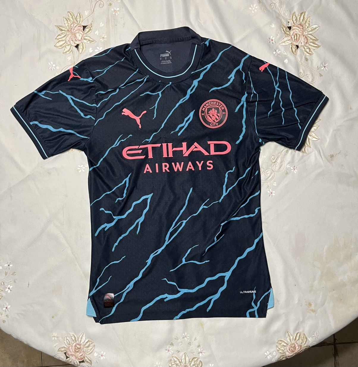 Puma PUMA Ultraweave Manchester City 2023-24 season third jersey Size US M / EU 48-50 / 2 - 1 Thumbnail
