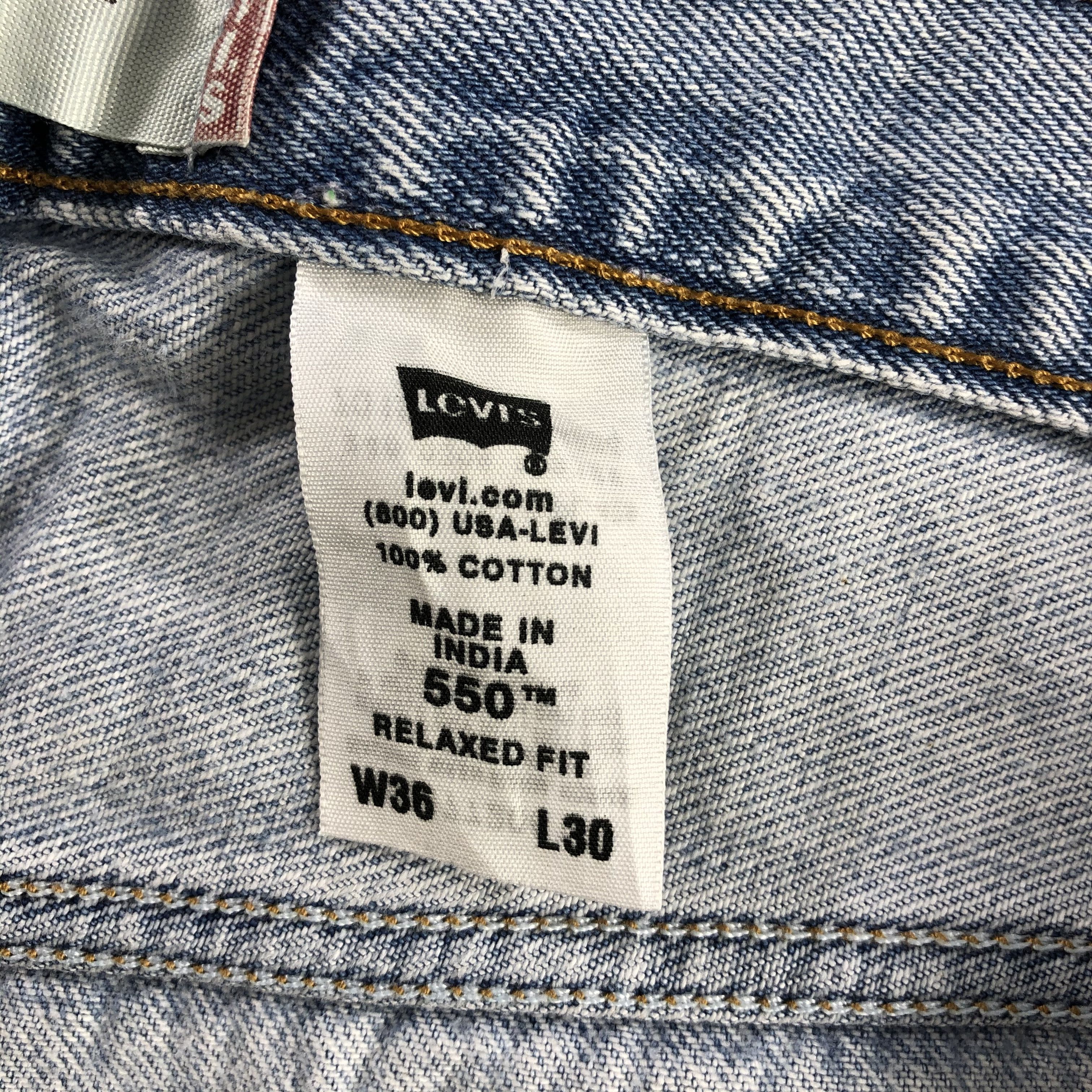 Levi's Vintage Levis 550 Jeans Medium Wash Denim KJ833 Size US 35 - 11 Thumbnail