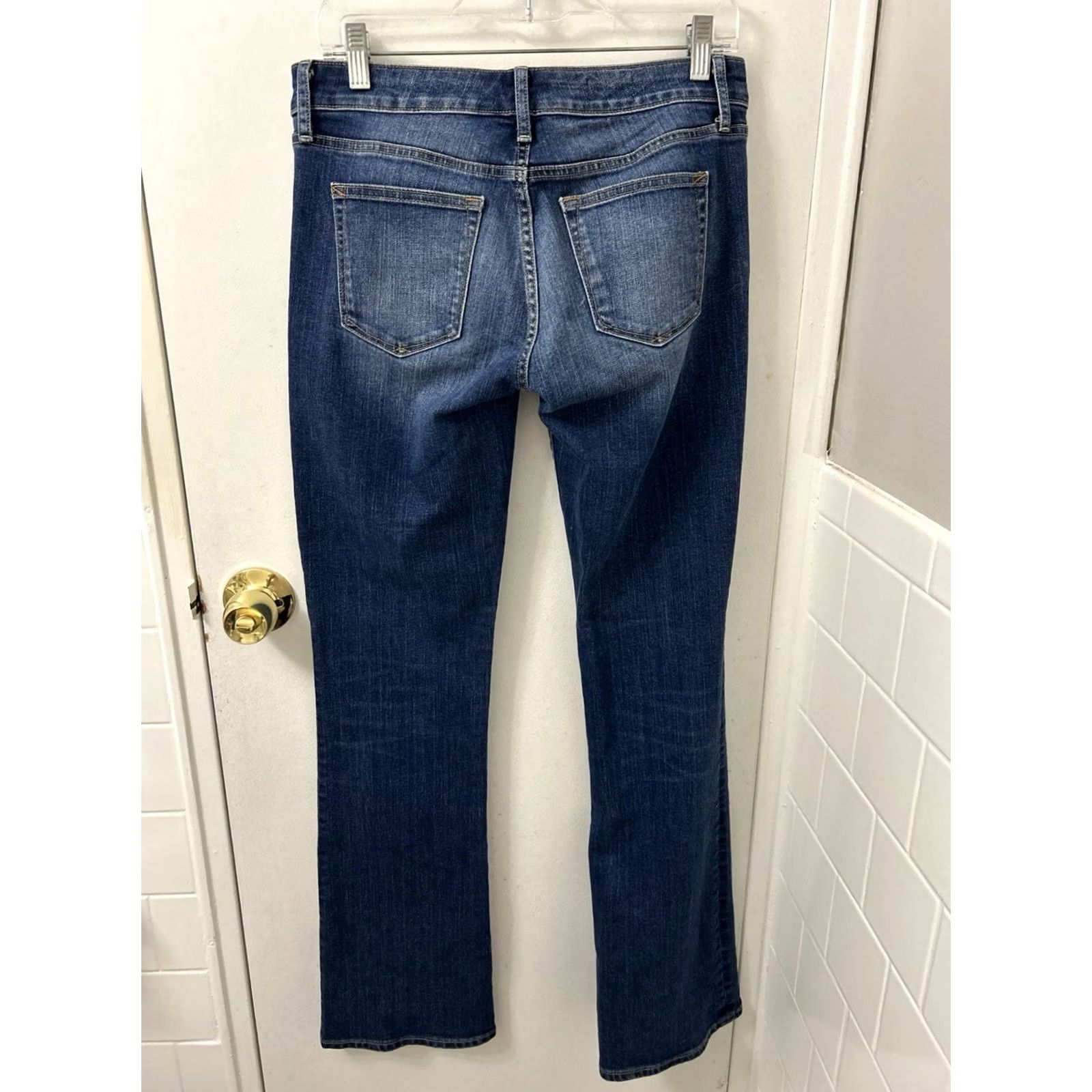 Gap Gap 1969 Sexy Bootcut Jeans Womens 29x34 Medium Wash Blue Stretch Denim Size 29" - 6 Thumbnail