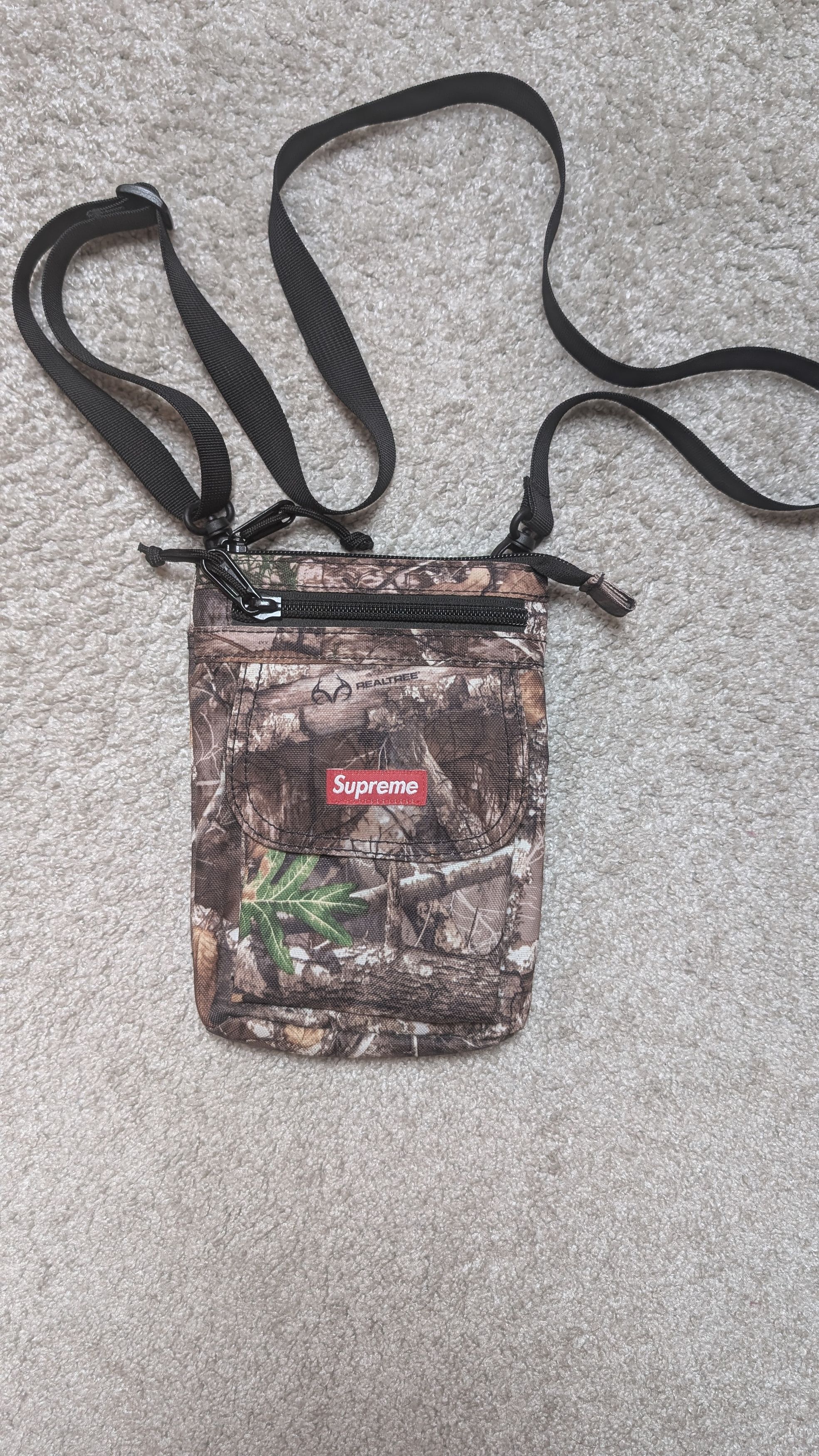 Supreme Real Tree | Grailed