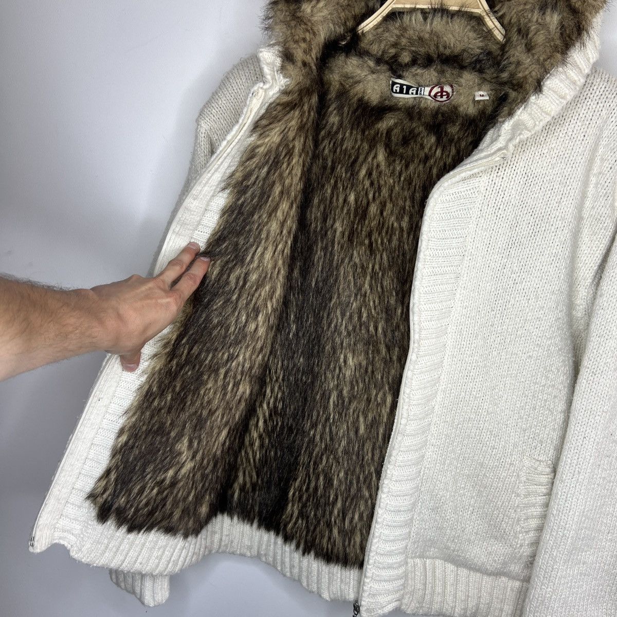 If Six Was Nine × Japanese Brand × Le Grande Bleu (L.G.B.) Fur Hoodie Ifsixwasnine LGB Style Y2K Japanese Brand Size US M / EU 48-50 / 2 - 3 Thumbnail