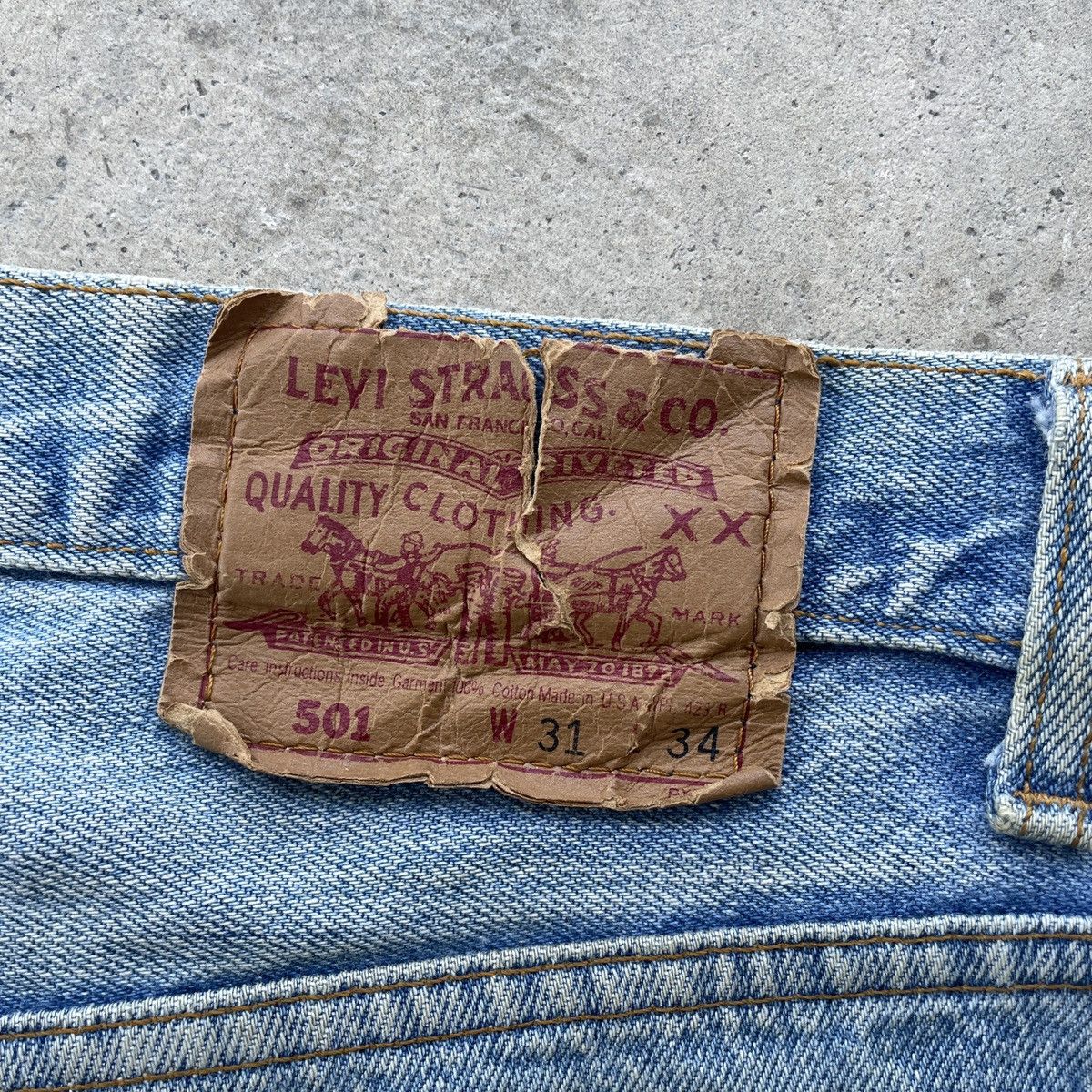Jean 90s Vintage Levi’s 501 Rusty USA Jeans Distress Faded Pants Size US 31 - 11 Thumbnail