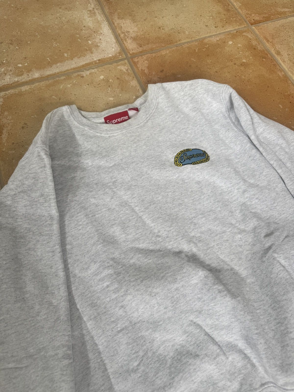 Supreme Supreme SS19 Chain Logo Crewneck Size US S / EU 44-46 / 1 - 1 Thumbnail