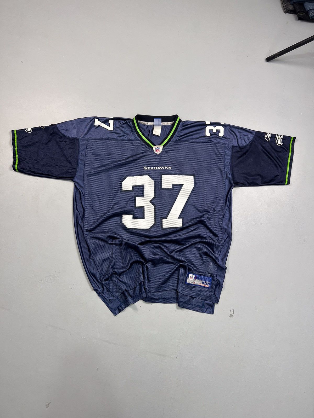 NFL Rare vintage NFL basketball baggy fit jersey Size US L / EU 52-54 / 3 - 1 Thumbnail
