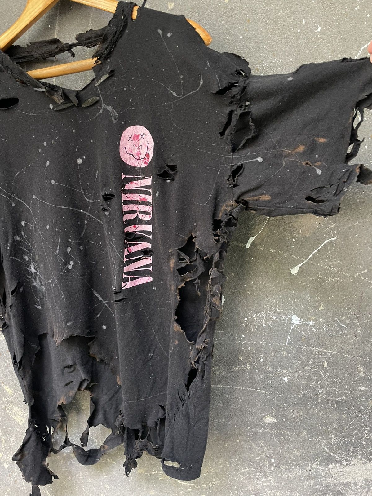 Other Nirvana Opium Distressed T-Shirt Custom Black Nevermind Fade Size US L / EU 52-54 / 3 - 6 Thumbnail