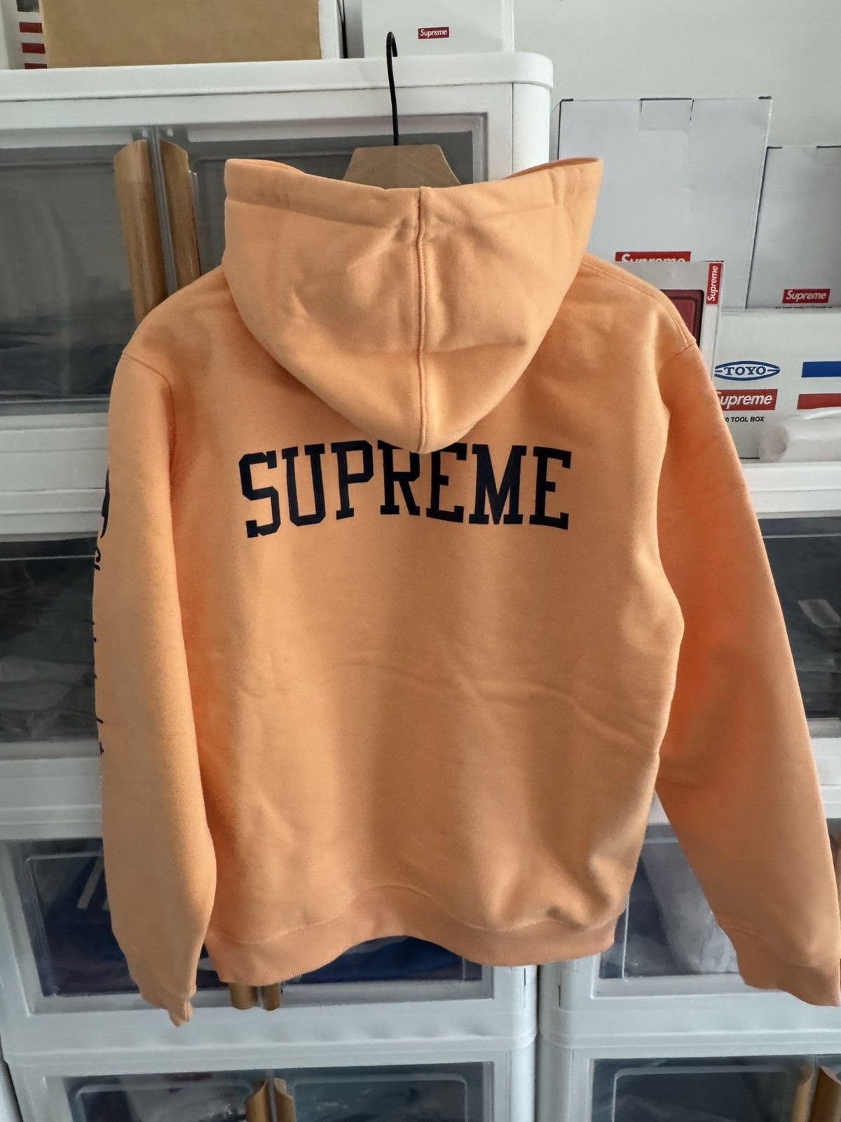 Champion × Supreme Supreme Champion Hooded Sweatshirt Size US M / EU 48-50 / 2 - 2 Thumbnail