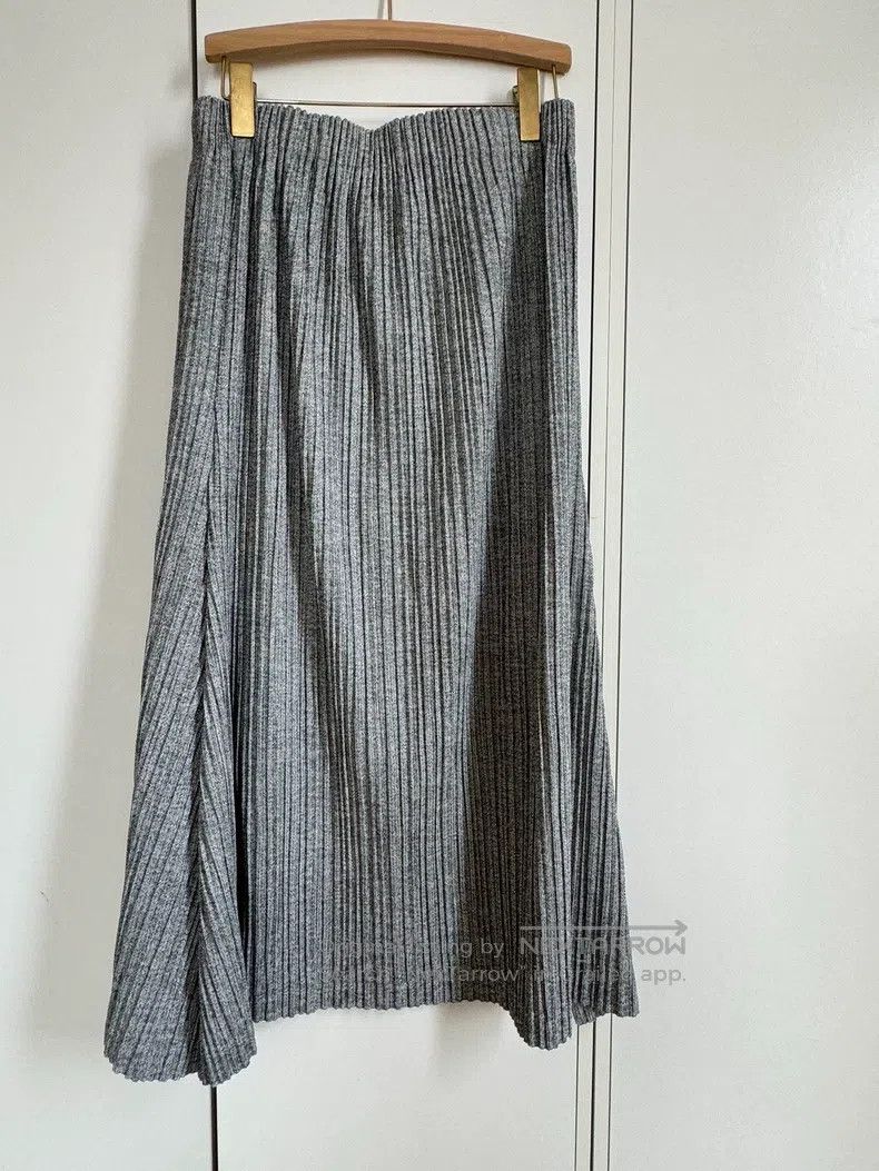 Other Issey Miyake size:5 Woven Texture Midi Skirt Size 22" - 1 Thumbnail