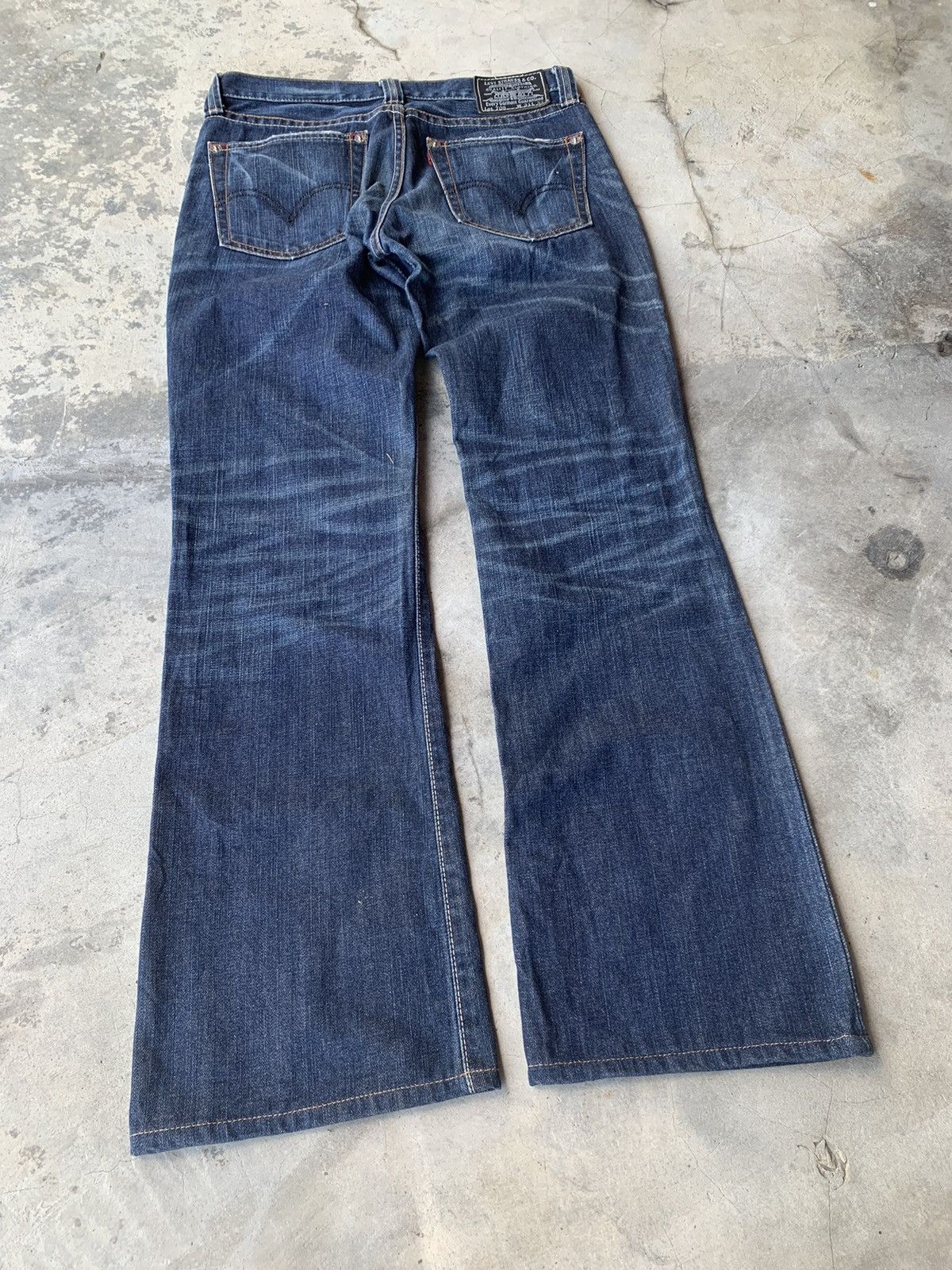 Levi's Hot 🔥 Flare Levi’s Lot 708 Distressed Jeans.. Size US 30 / EU 46 - 4 Thumbnail