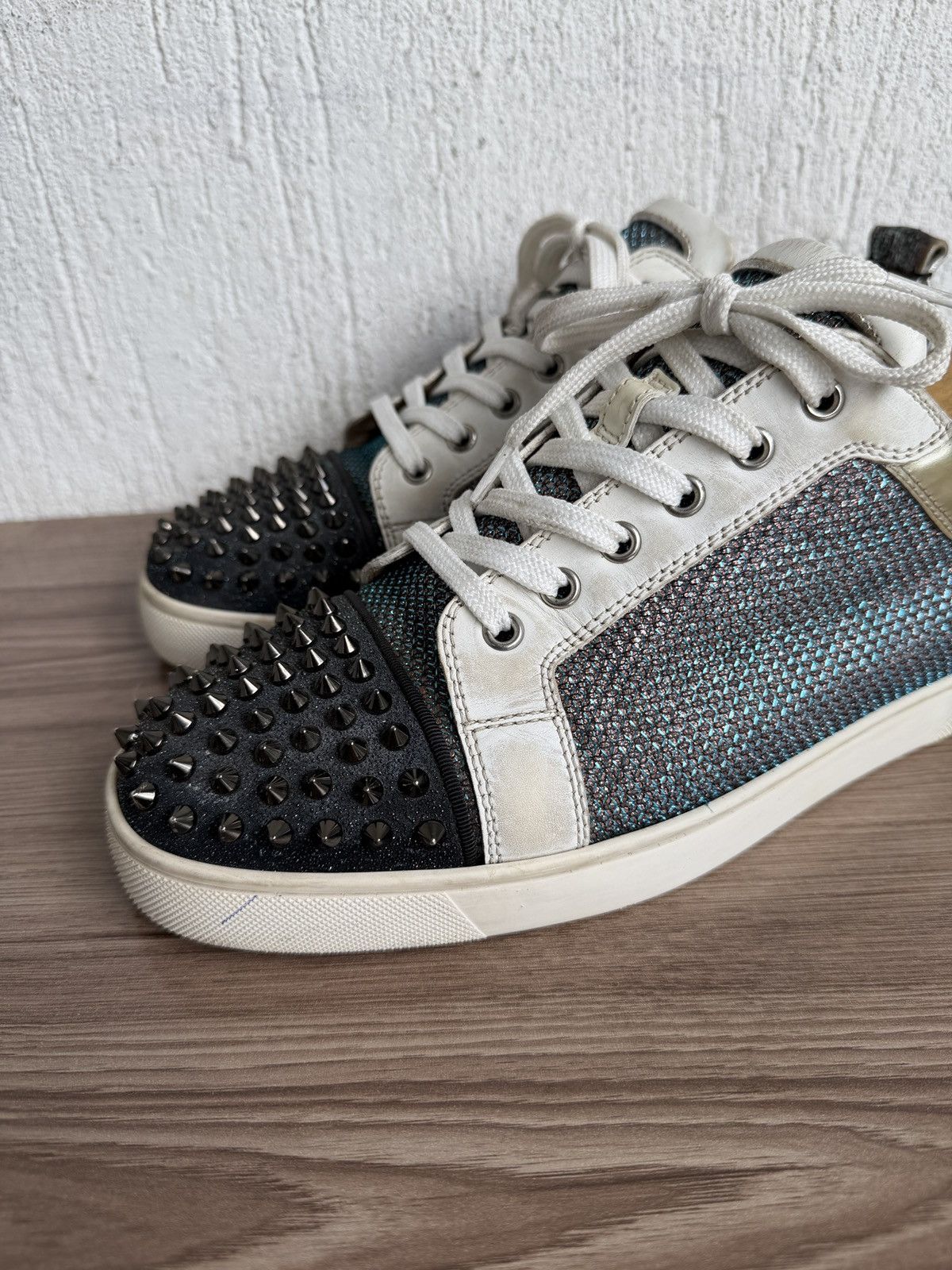 Christian Louboutin louis juniour orlato spike sneaker Size US 10.5 / EU 43-44 - 5 Thumbnail