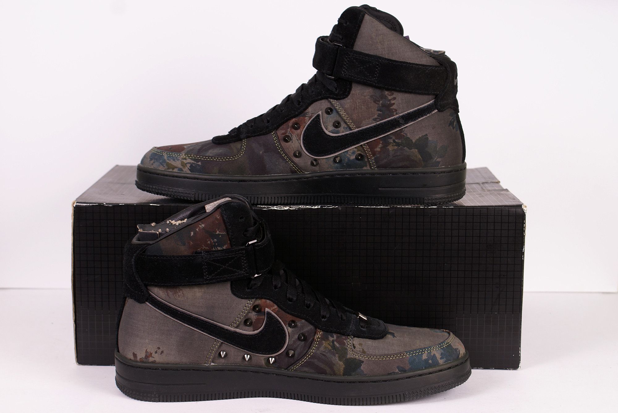 Nike 2007 Nike Air Force 1 Premium '07 FLORAL BLACK PINK Cerise Size US 10 / EU 43 - 4 Thumbnail