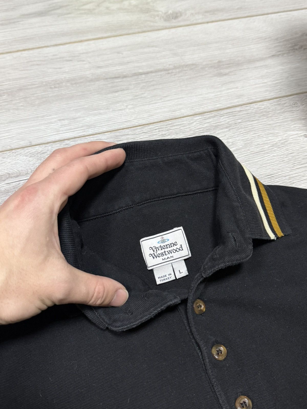 Vivienne Westwood Vivienne Westwood vintage small orb polo shirt Size US L / EU 52-54 / 3 - 5 Thumbnail