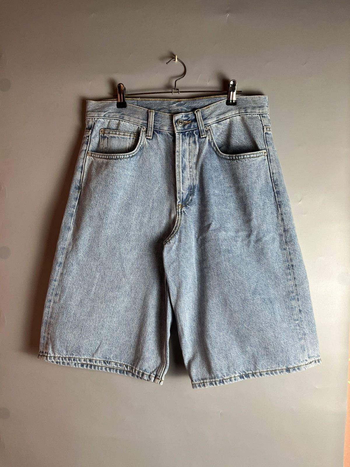 Sandro Sandro wide washed denim shorts/jorts Size 30" / US 8 / IT 44 - 1 Thumbnail