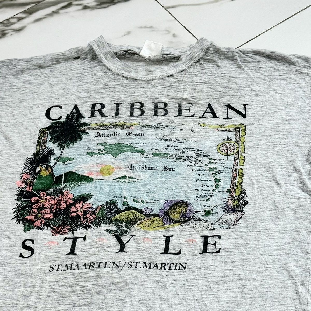 Vintage VINTAGE PAPER THIN THRASHED CARIBBEAN TEE! Size US L / EU 52-54 / 3 - 3 Thumbnail