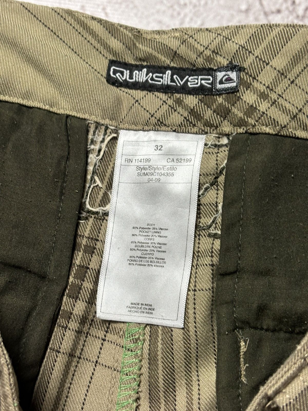 Quiksilver Quiksilver Vintage Shorts (Size 32/M) Size US 32 / EU 48 - 4 Thumbnail