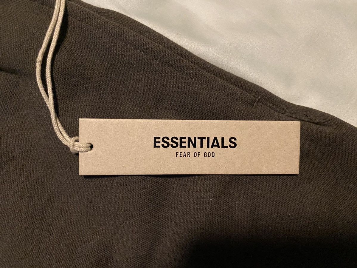 Essentials × Fear of God Essentials FOG Off Black Shorts Size Small Size US 30 / EU 46 - 5 Thumbnail