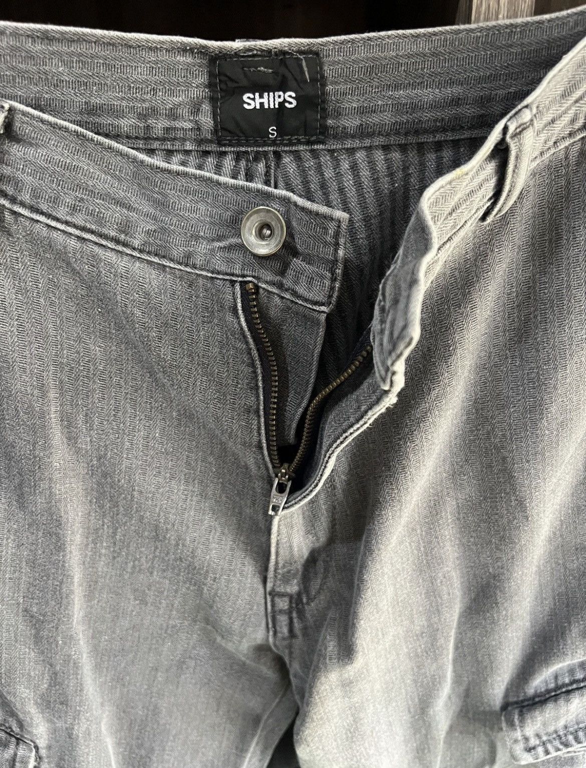 SHIPS 🔥Ships 6 Pockets Cargo Pant Size US 29 - 11 Thumbnail