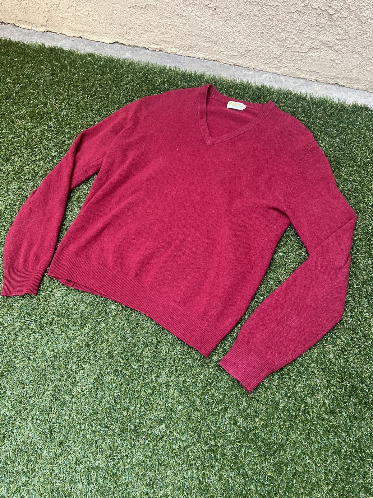 Vintage VTG 80’s Moores Burgundy Cashmere V Neck Sweater Size US L / EU 52-54 / 3 - 4 Thumbnail