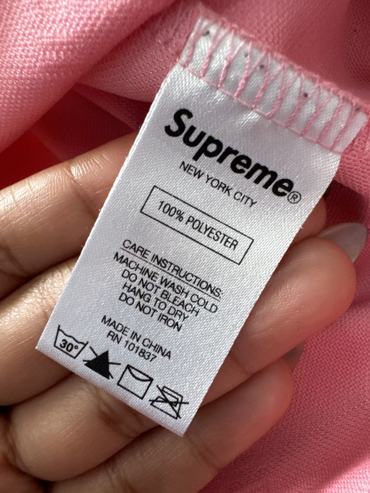 Supreme Pink Supreme 2019 Jersey Shirt Size US L / EU 52-54 / 3 - 9 Thumbnail