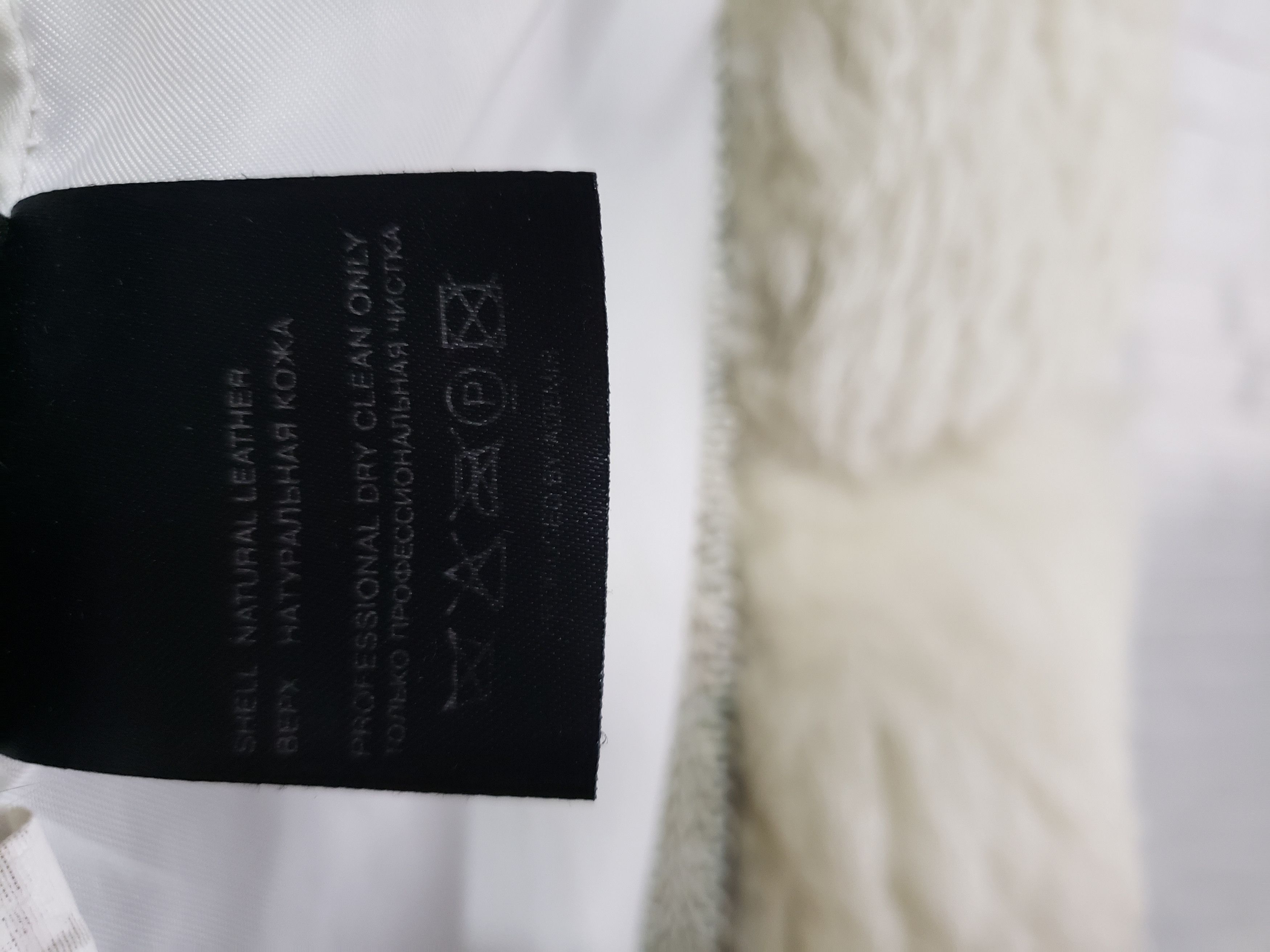 Uniqlo Stylish black women's jacket with a hood. Size M / US 6-8 / IT 42-44 - 7 Thumbnail