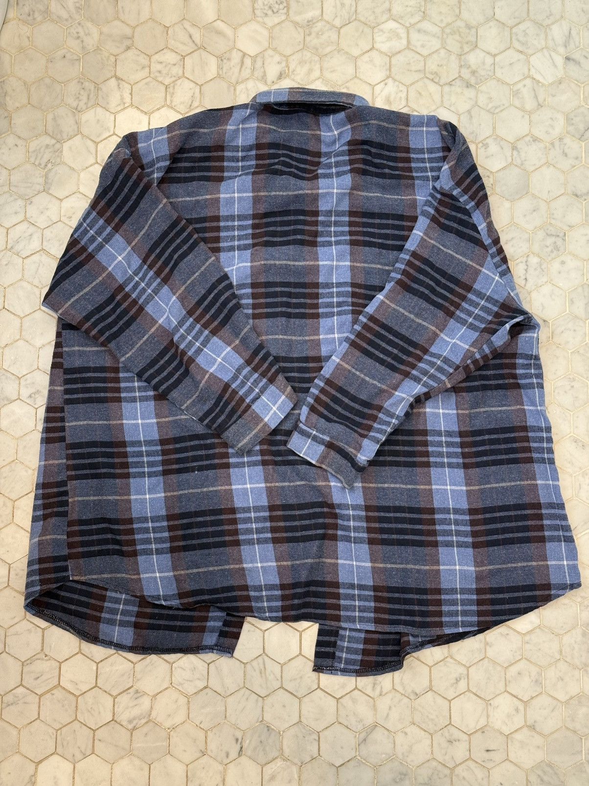Shein ‘SHEIN CURVE’ LOOSE FITTING FLANNEL Size XL / US 12-14 / IT 48-50 - 2 Thumbnail