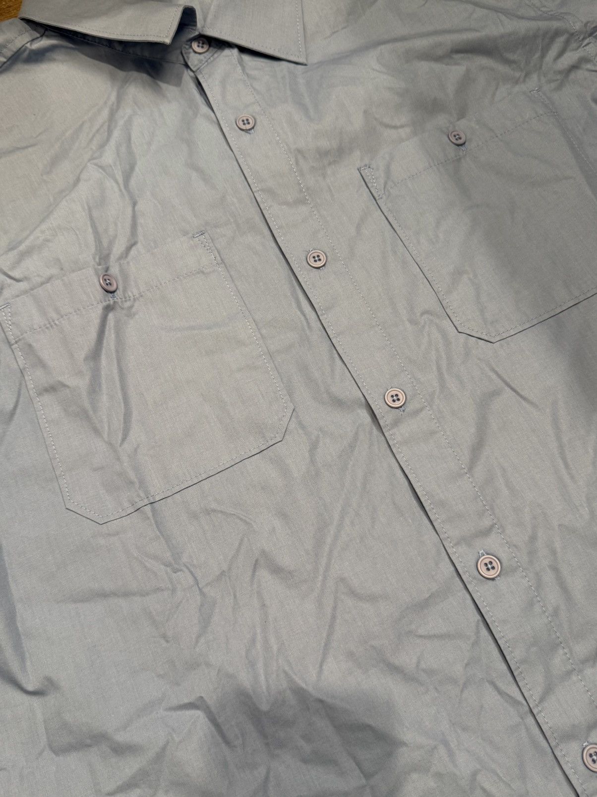 Independent Truck Co. ***FINAL DROP***RARE INDEPENDENT TRUCK SKATE BUTTON UP XXL Size US XXL / EU 58 / 5 - 3 Thumbnail