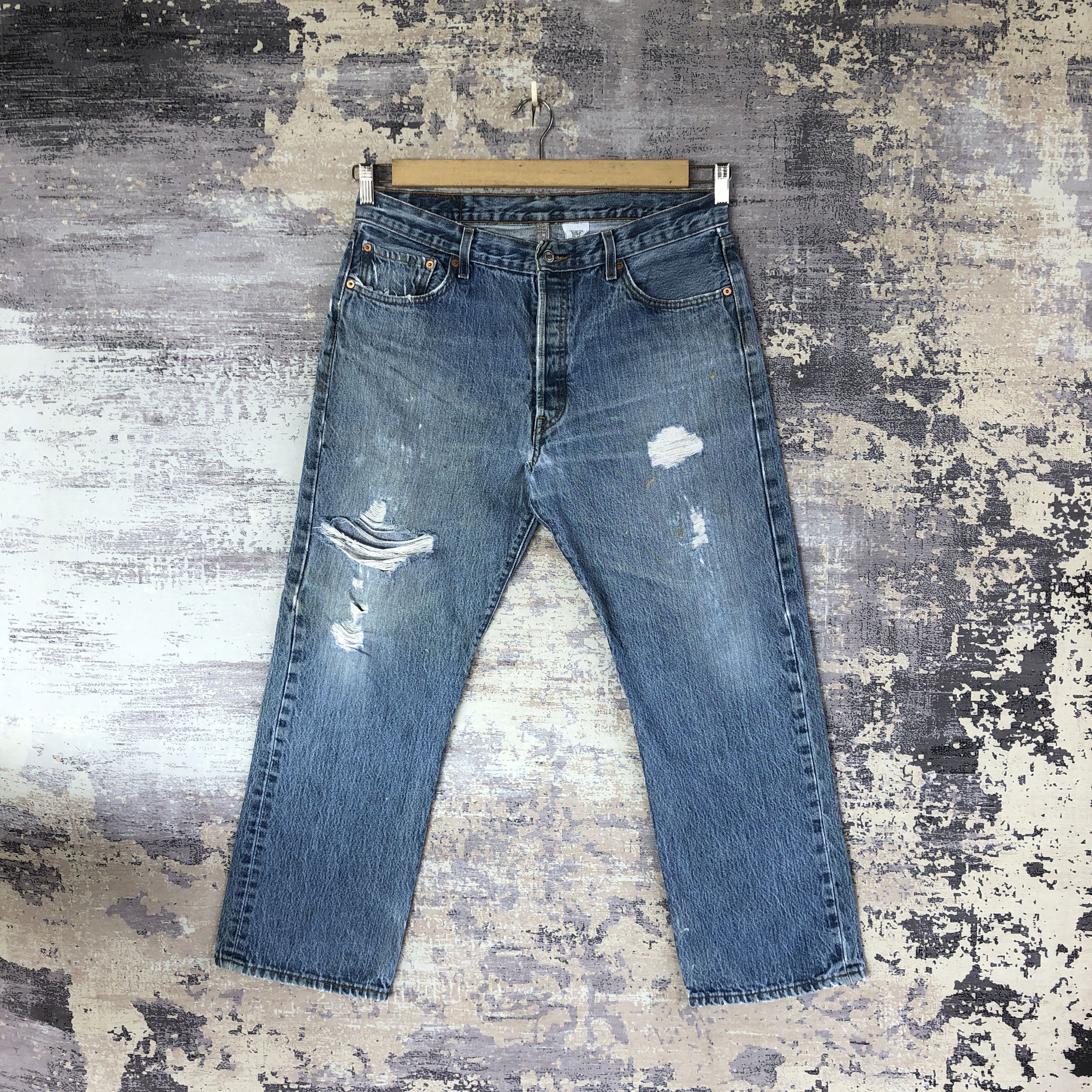 Levi's Vintage 90s Distressed Levis 501 Jeans Levi's Faded Denim Size US 32 / EU 48 - 1 Thumbnail