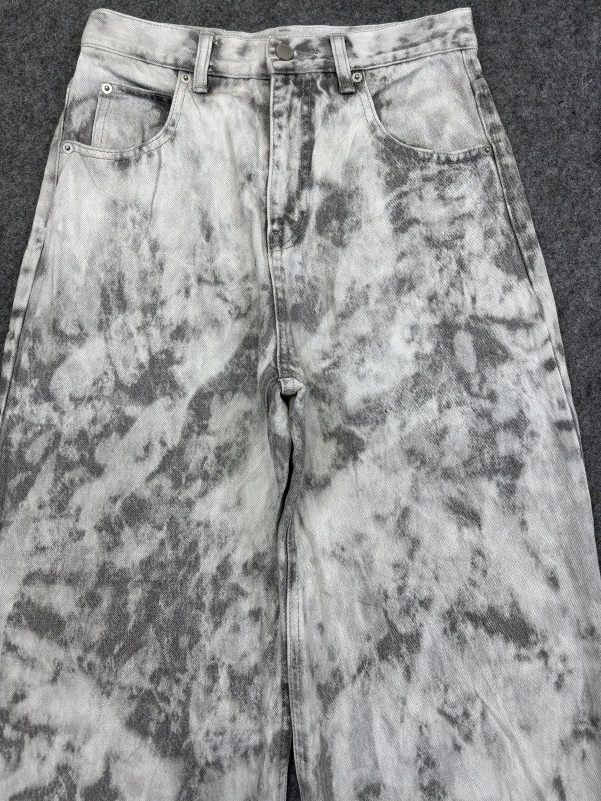 Japanese Brand Archival Page Boy Full Cloudy Fades Balloon Denim F831 Size US 27 - 3 Thumbnail